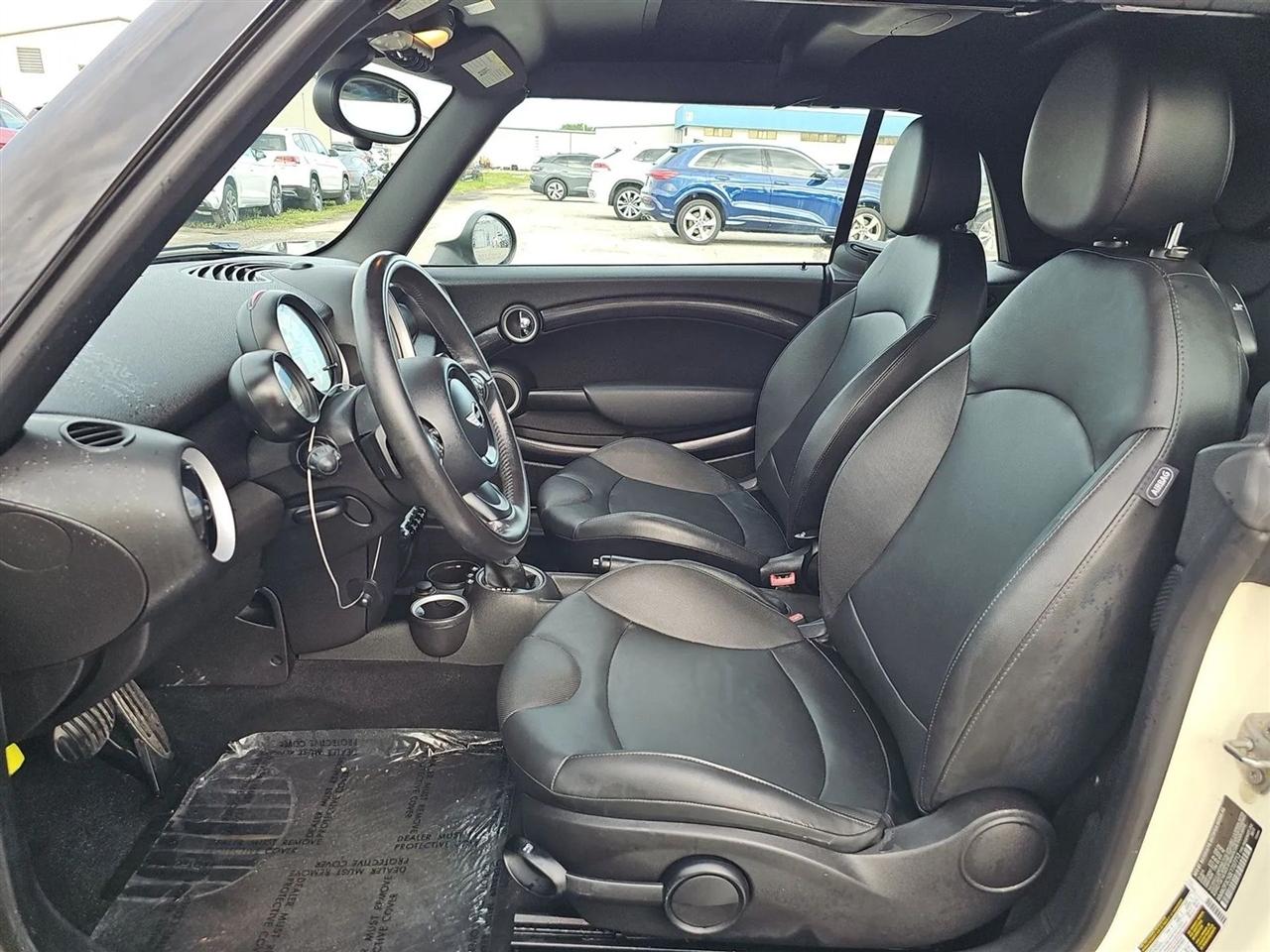 MINI Cooper Convertible  2014