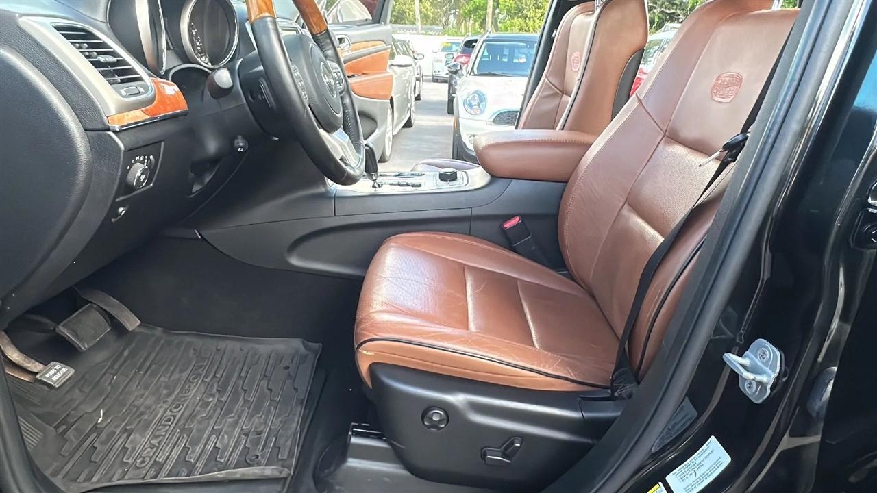 Jeep Grand Cherokee  2012
