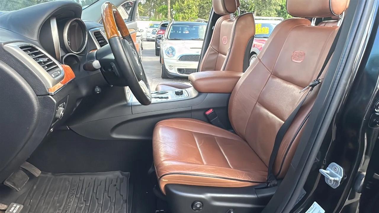 Jeep Grand Cherokee  2012