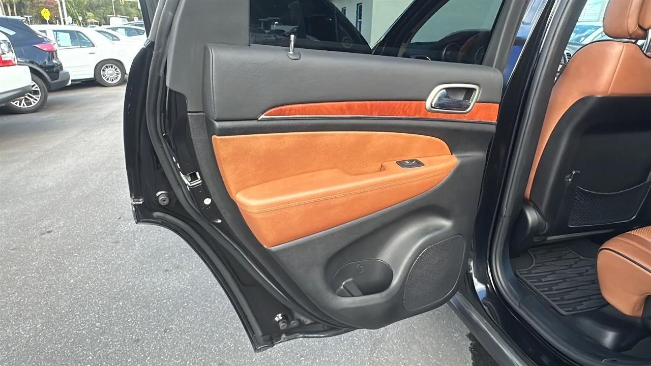 Jeep Grand Cherokee  2012