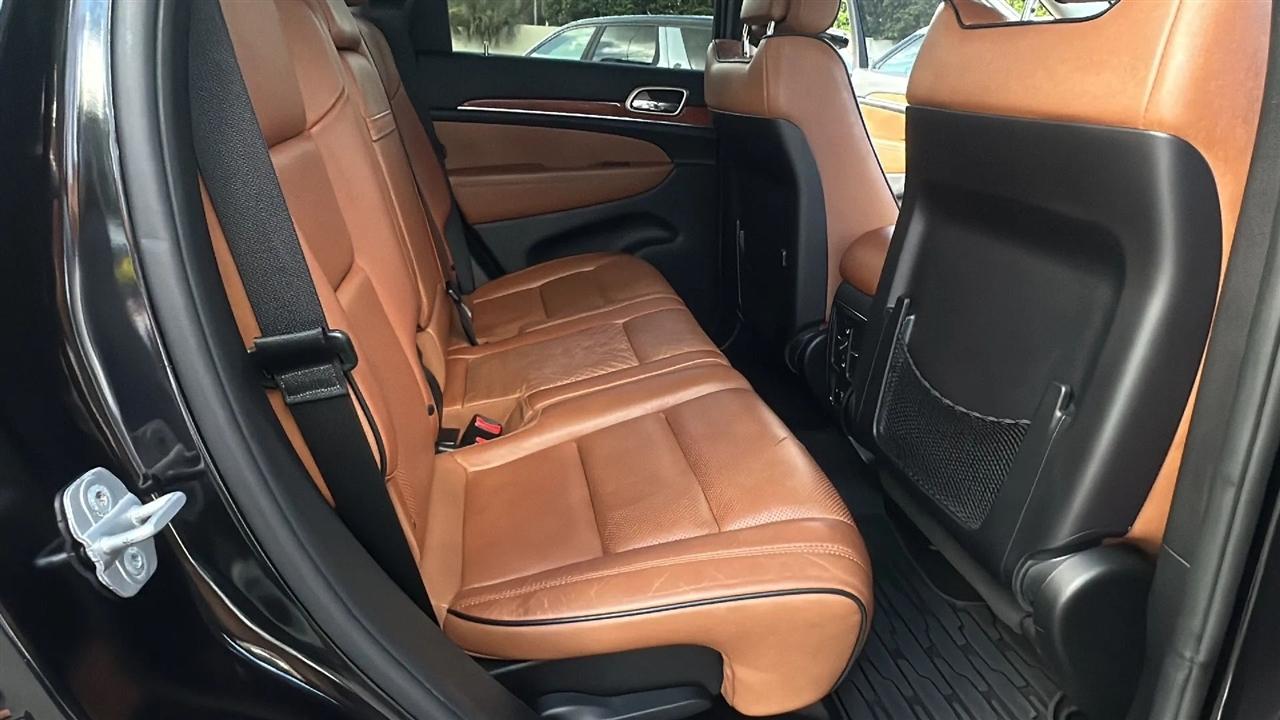 Jeep Grand Cherokee  2012