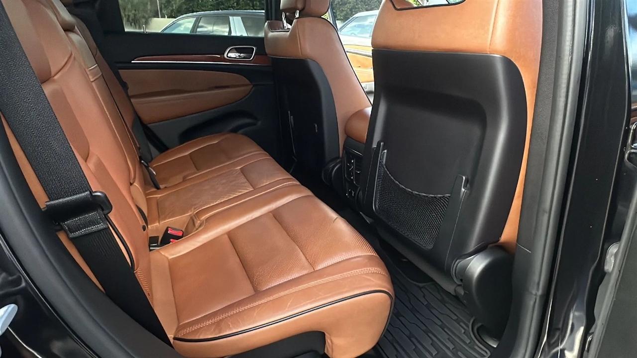 Jeep Grand Cherokee  2012