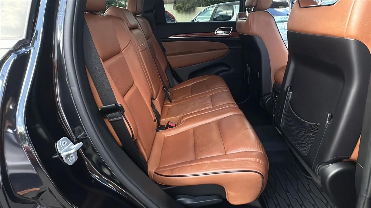 Jeep Grand Cherokee  2012