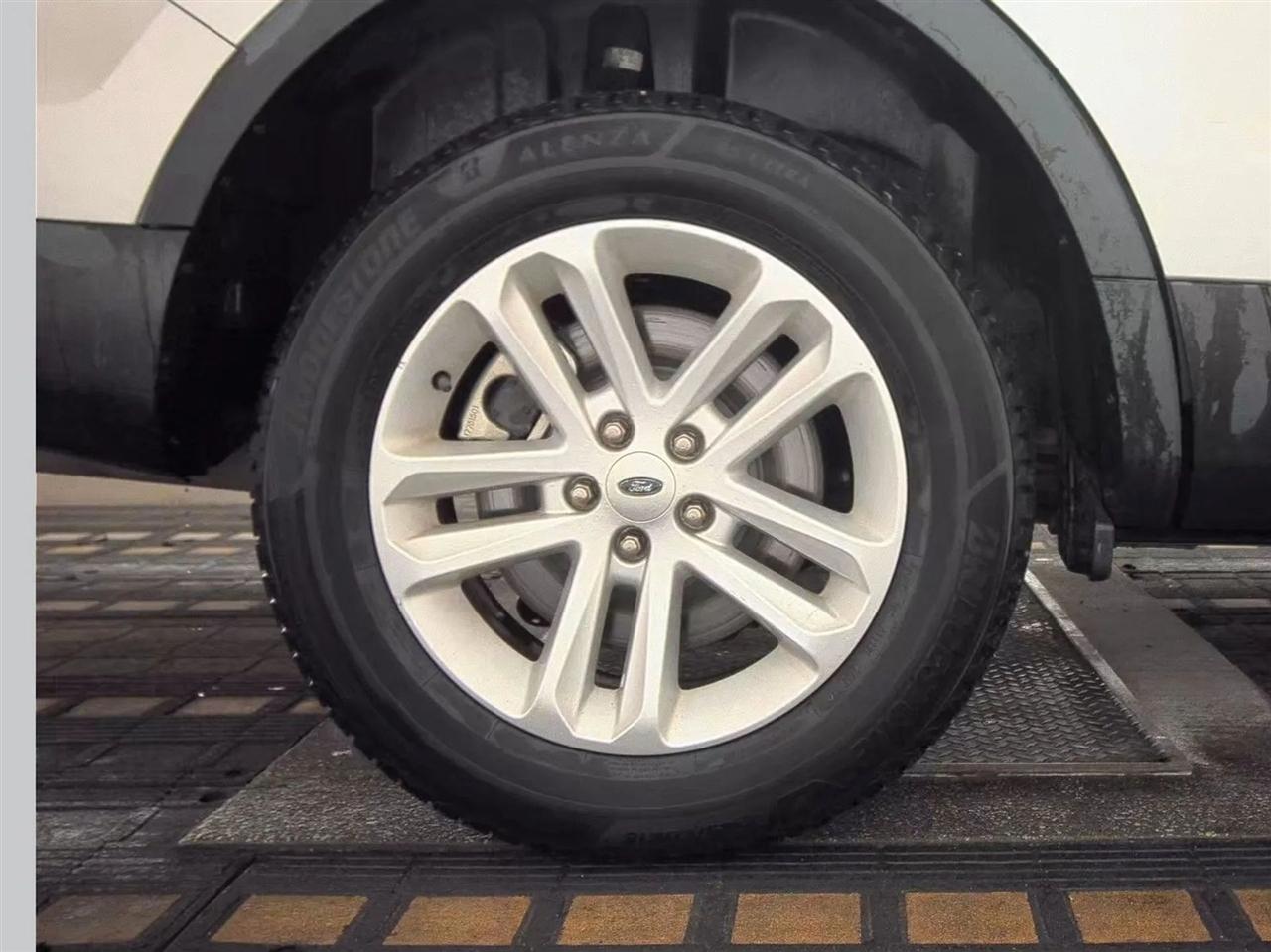Ford Explorer  2014