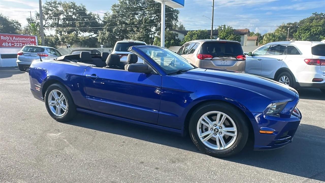 Ford Mustang  2014
