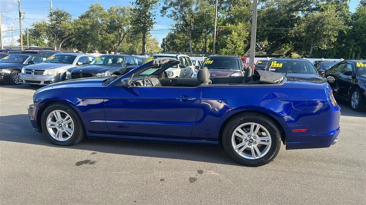 Ford Mustang  2014