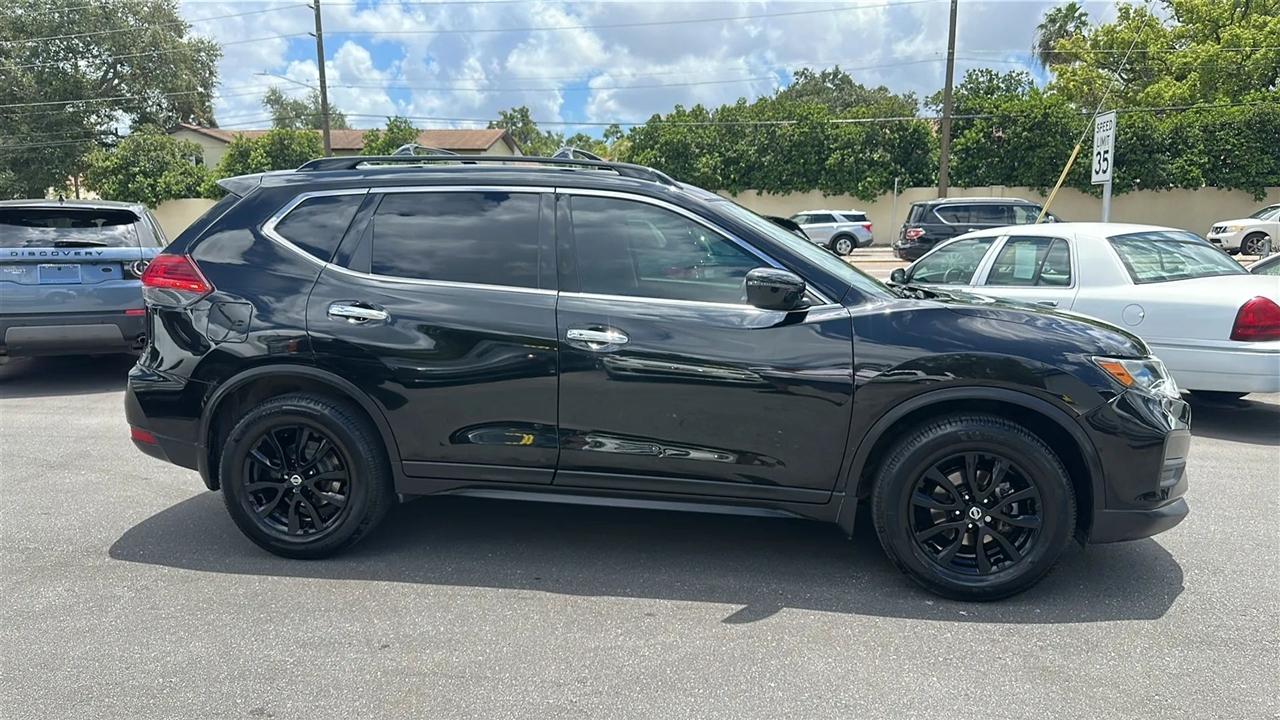 Nissan Rogue  2017