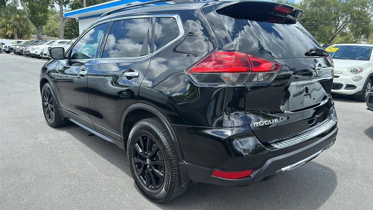 Nissan Rogue  2017