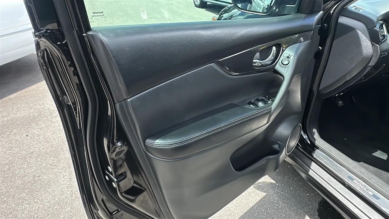 Nissan Rogue  2017