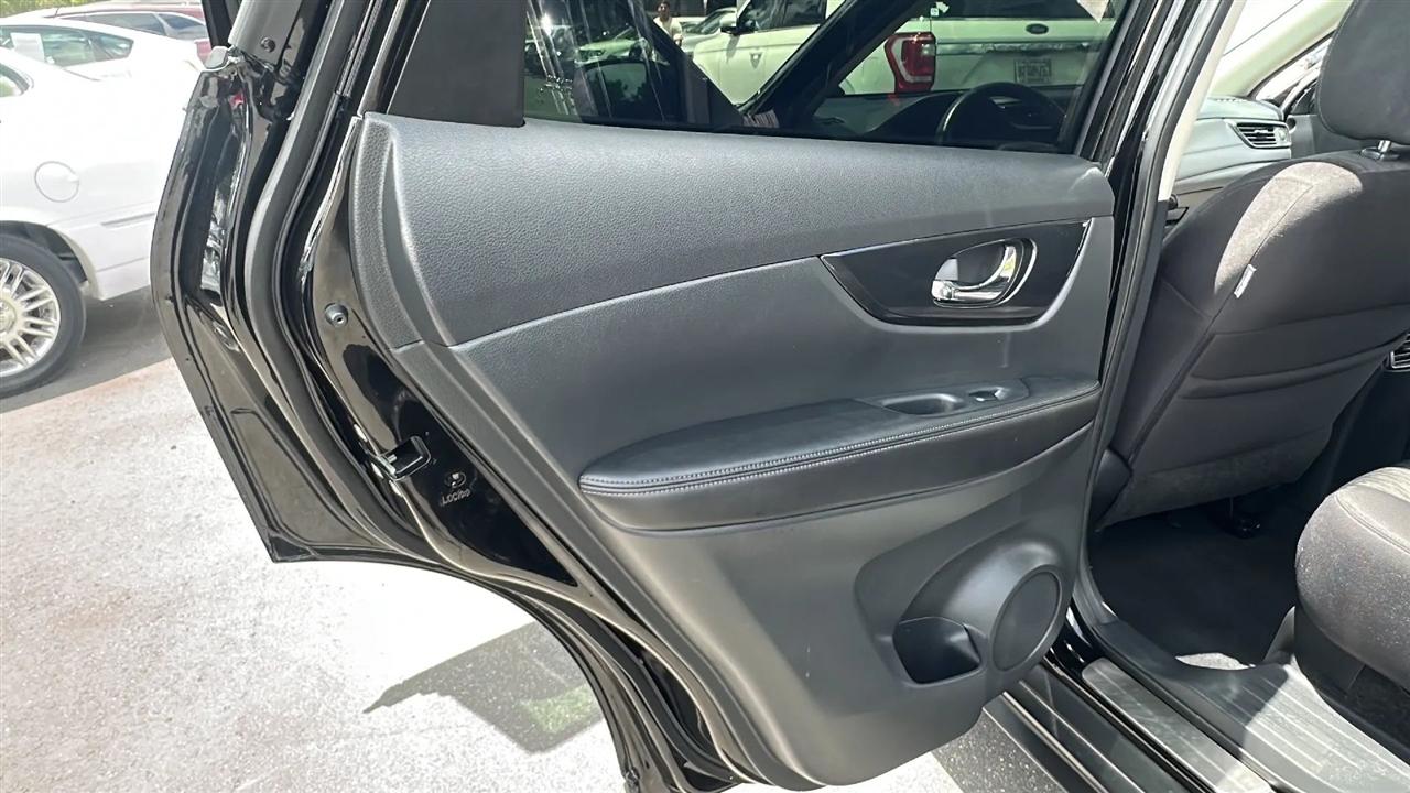 Nissan Rogue  2017