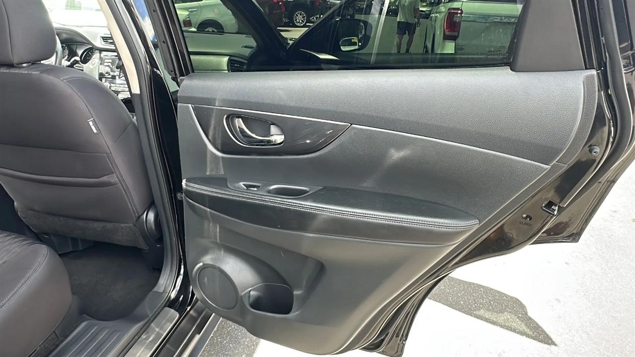 Nissan Rogue  2017