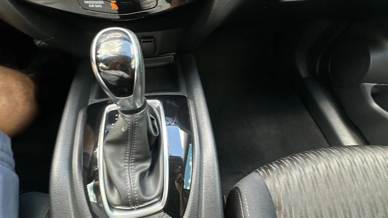 Nissan Rogue  2017