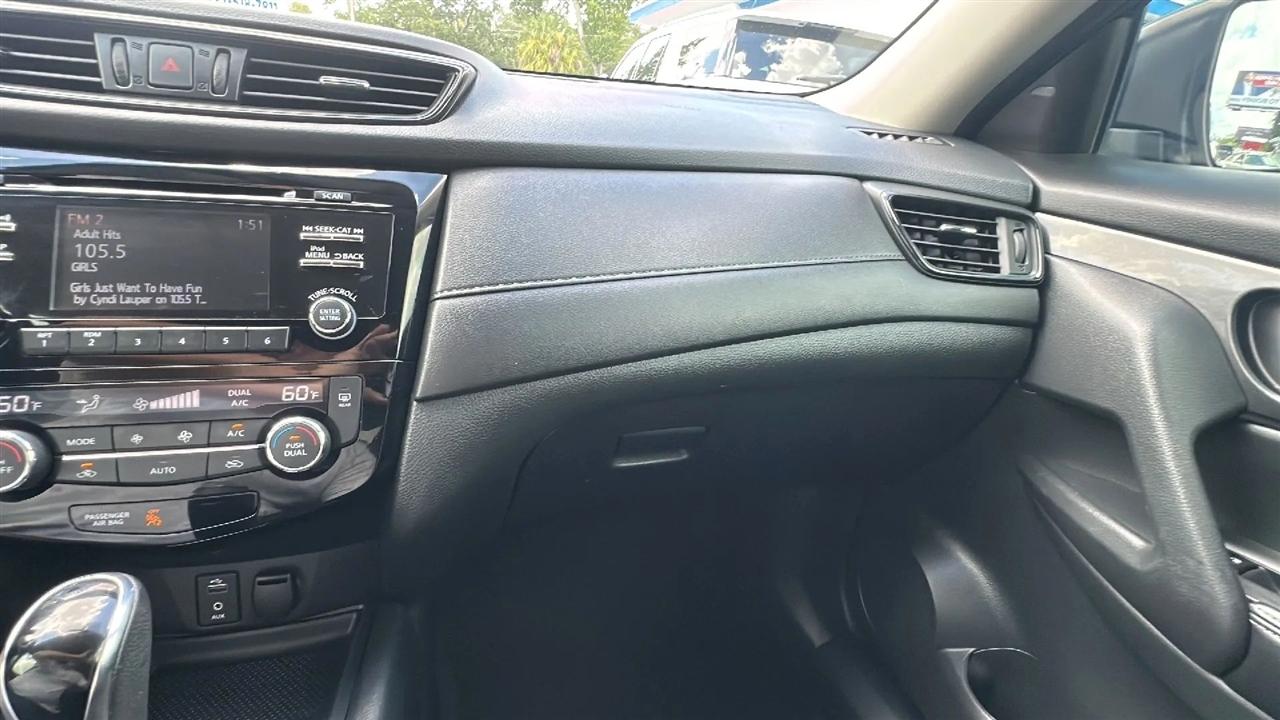 Nissan Rogue  2017