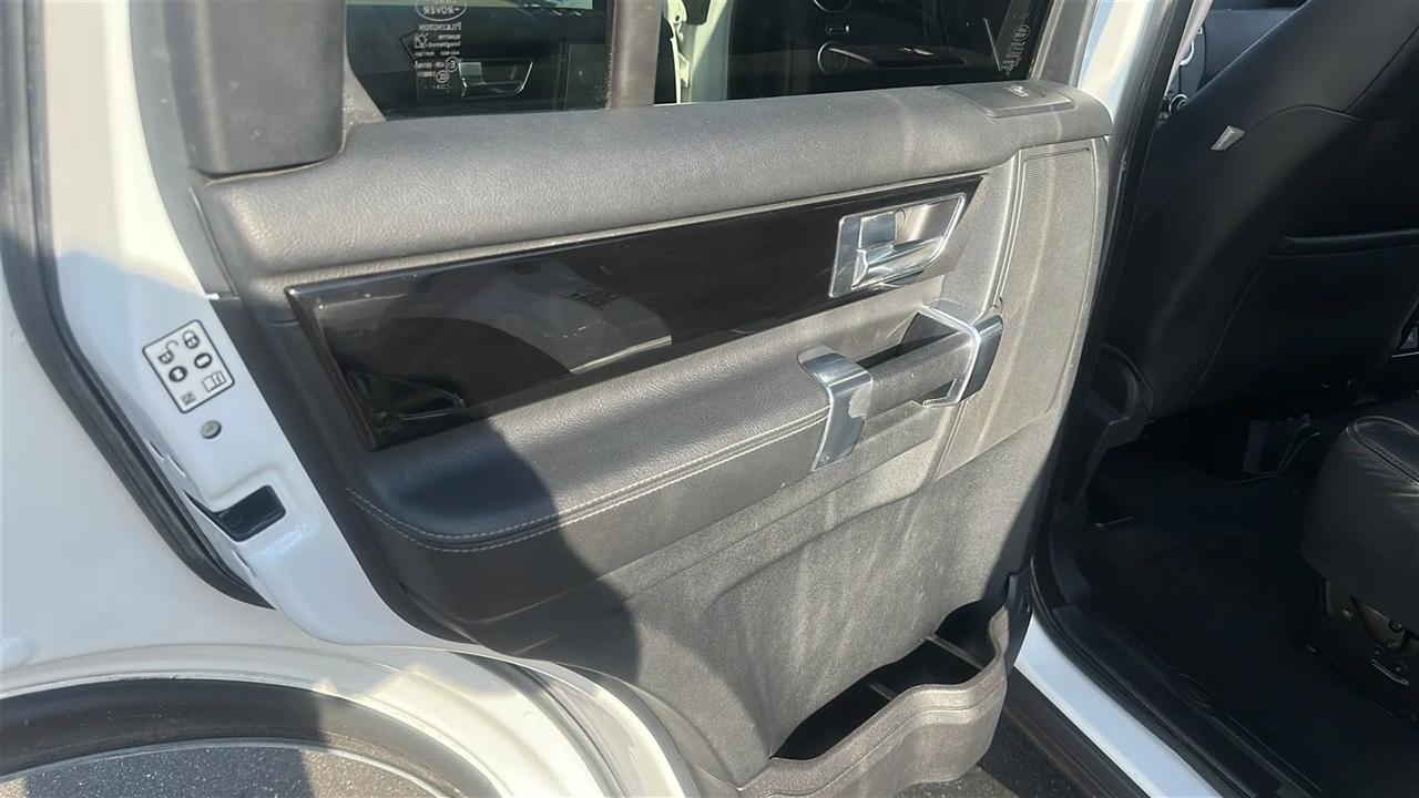 Land Rover LR4  2012