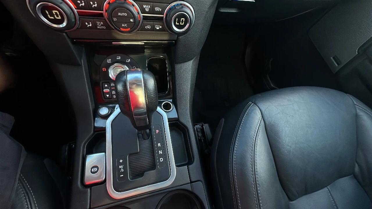 Land Rover LR4  2012