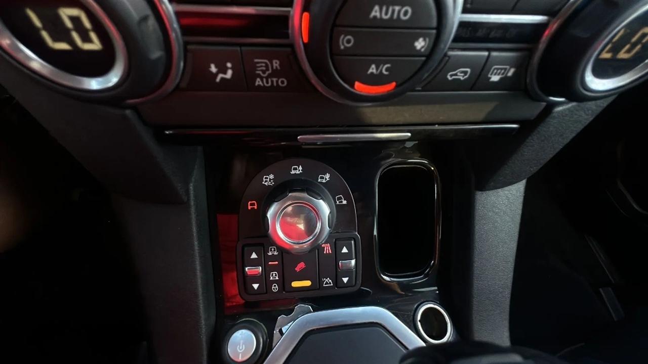 Land Rover LR4  2012