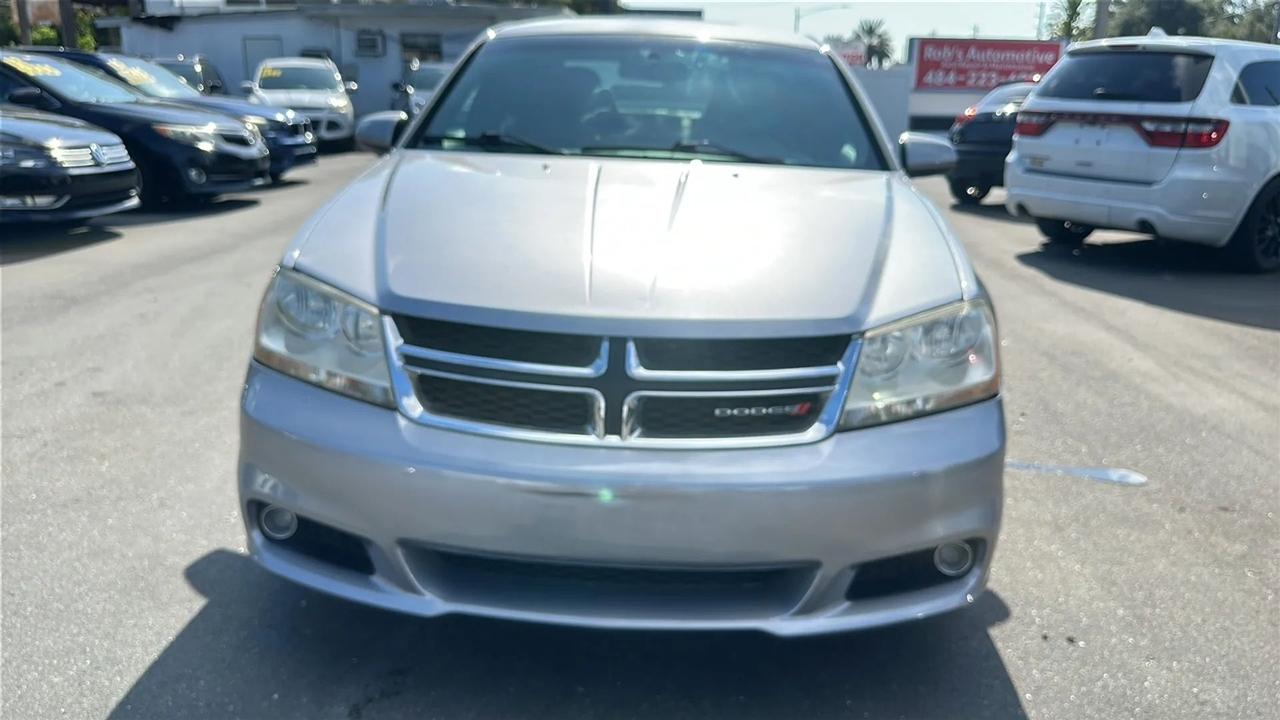 Dodge Avenger  2013
