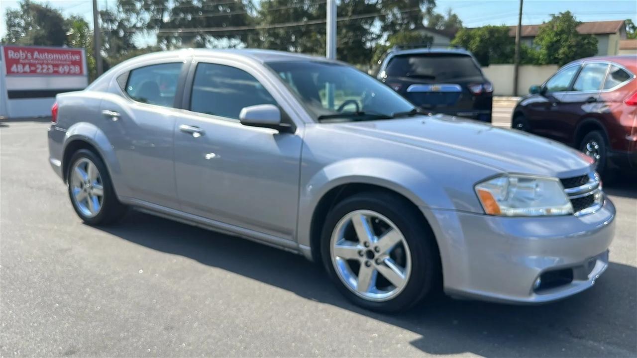 Dodge Avenger  2013