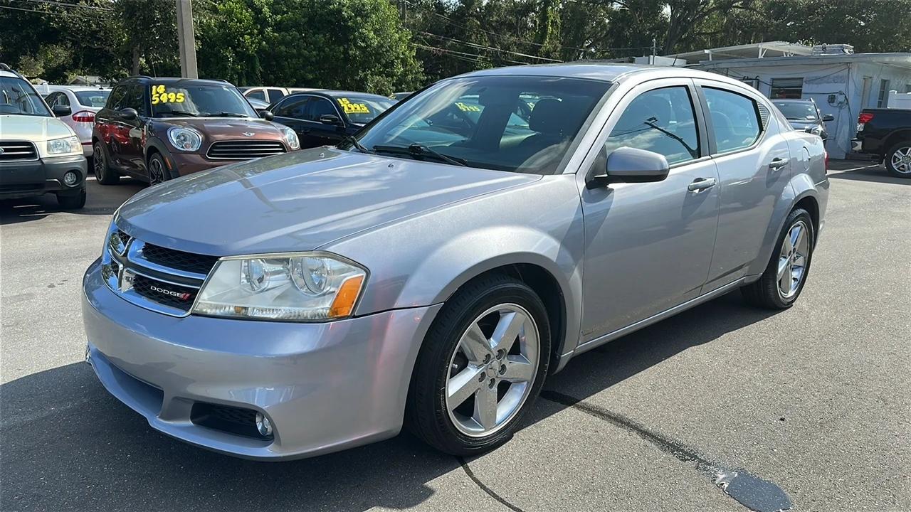 Dodge Avenger  2013