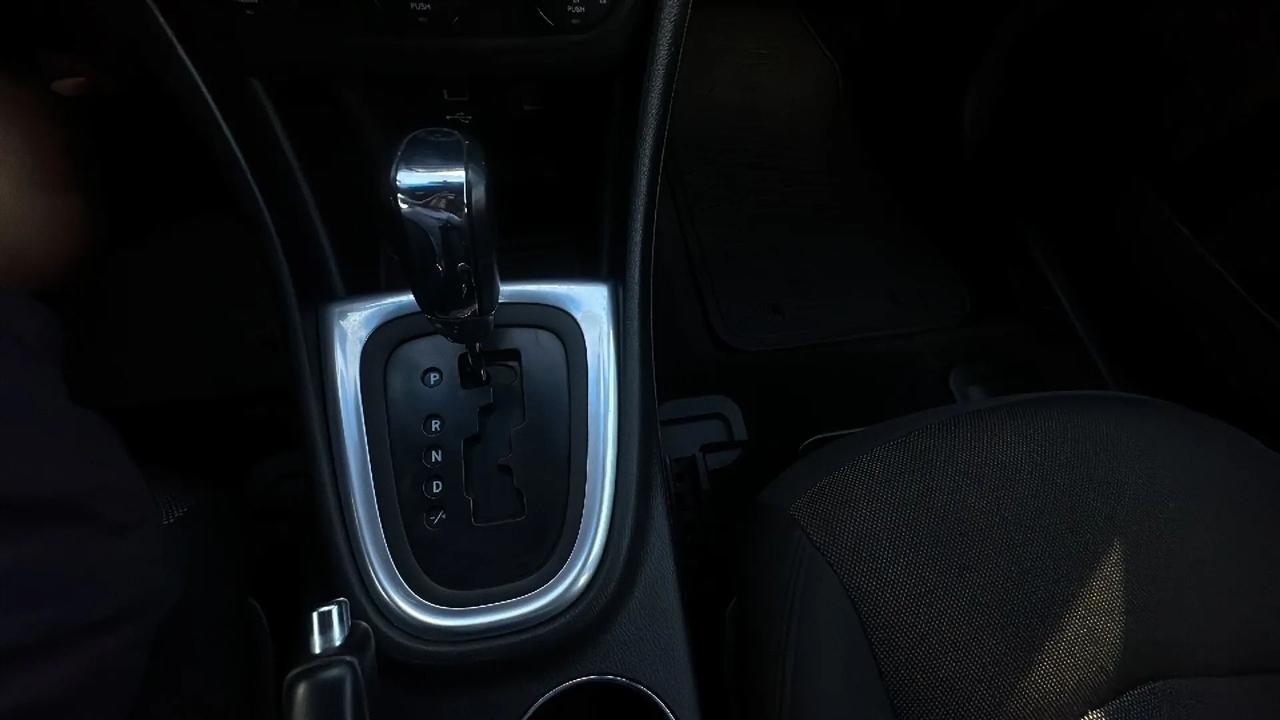 Dodge Avenger  2013