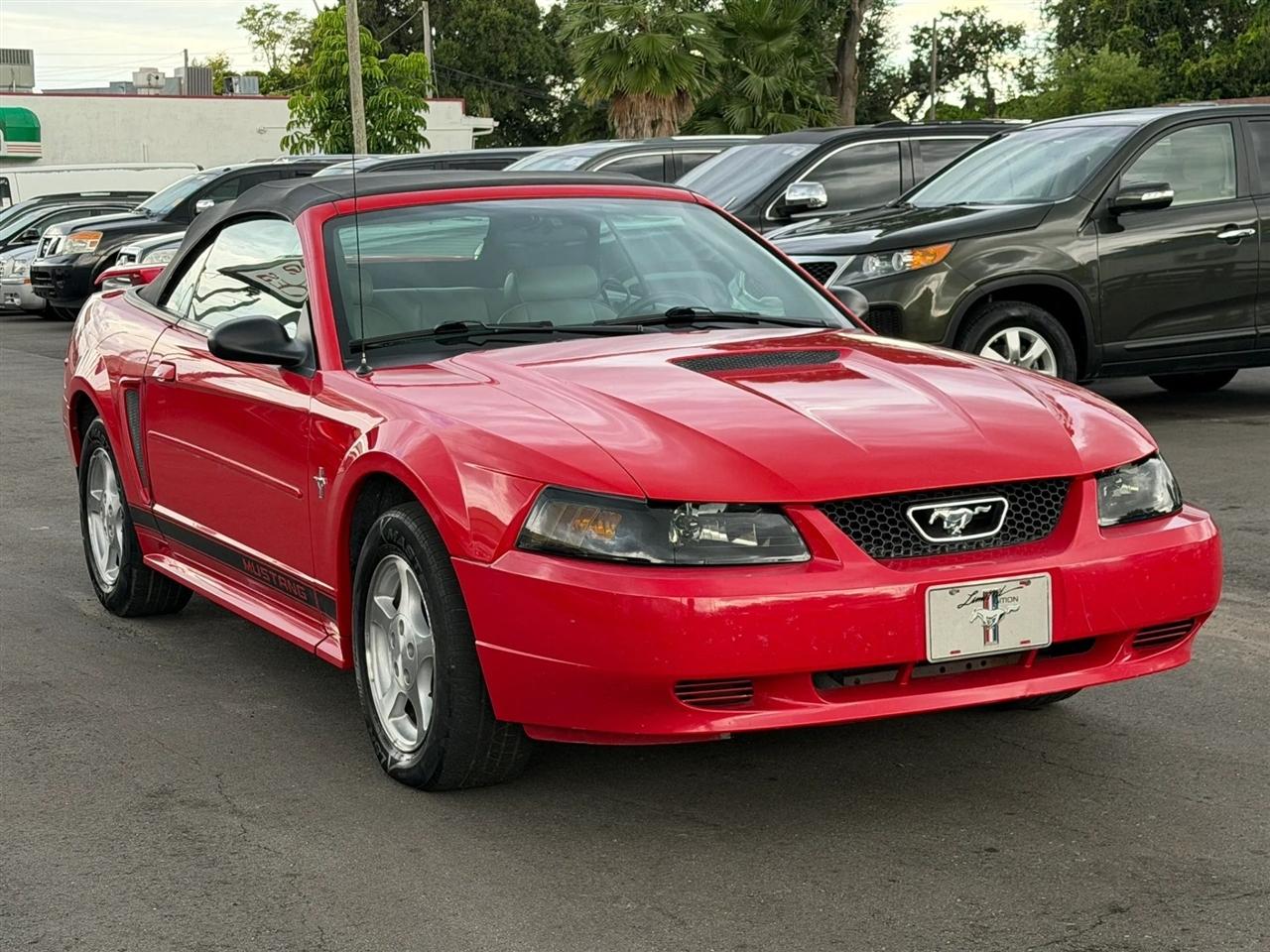 Ford Mustang  2002