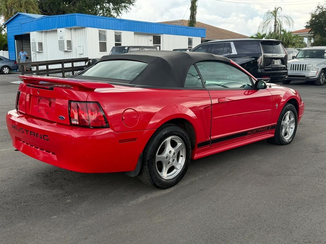 Ford Mustang  2002