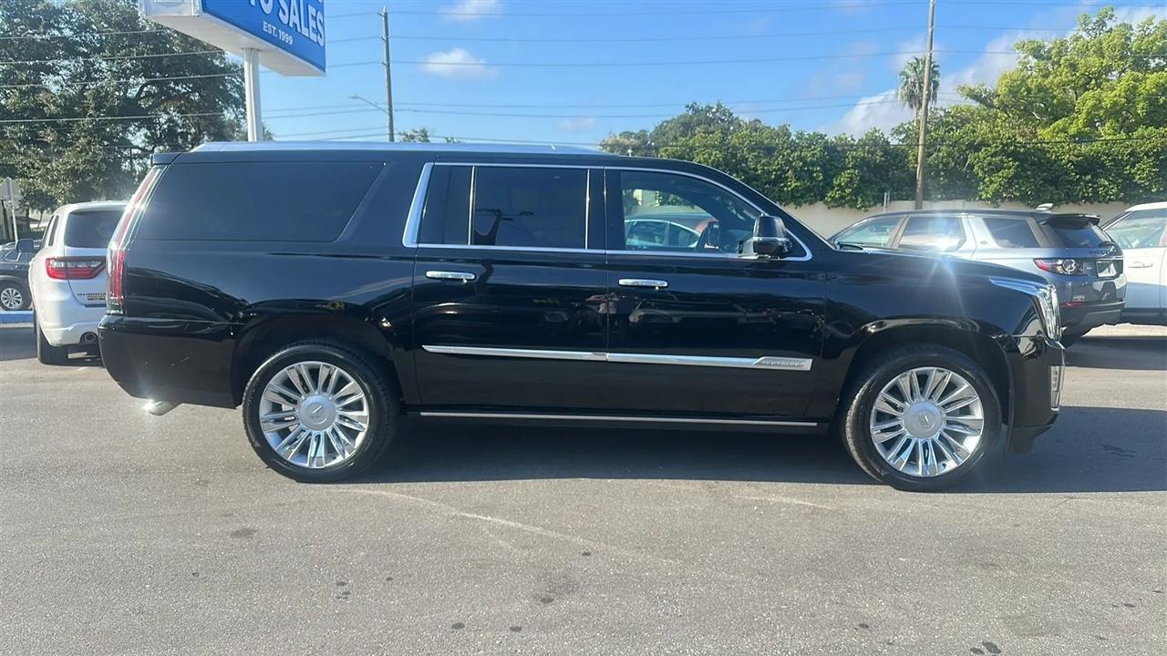 Cadillac Escalade ESV  2016