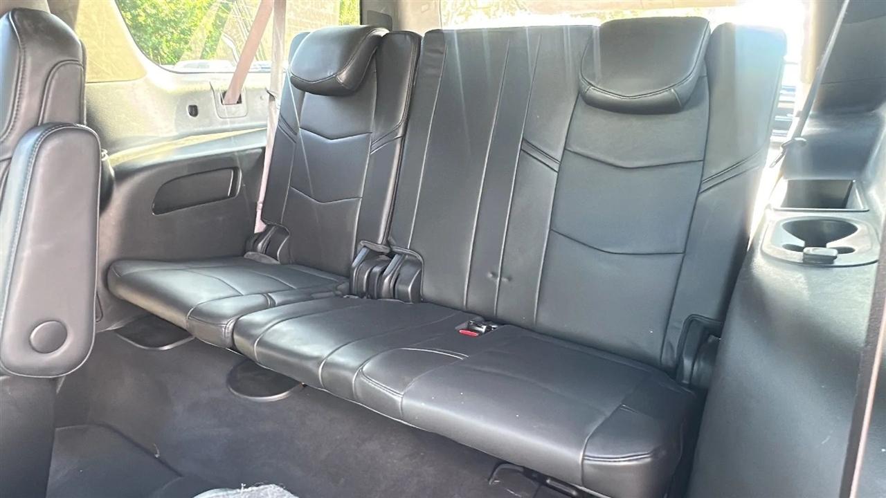Cadillac Escalade ESV  2016