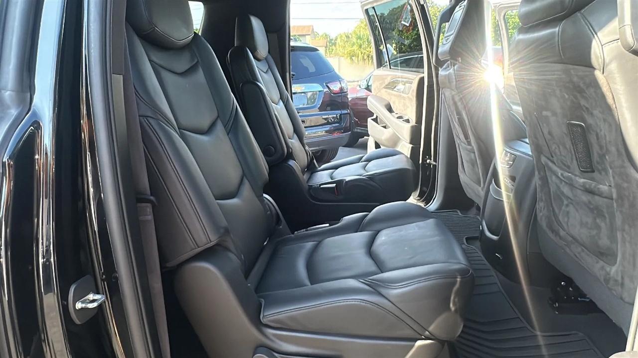 Cadillac Escalade ESV  2016