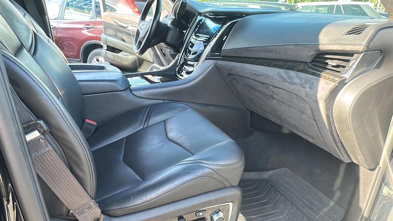 Cadillac Escalade ESV  2016