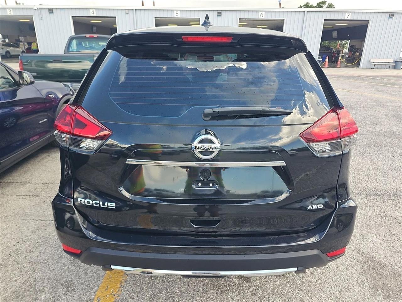 Nissan Rogue  2018