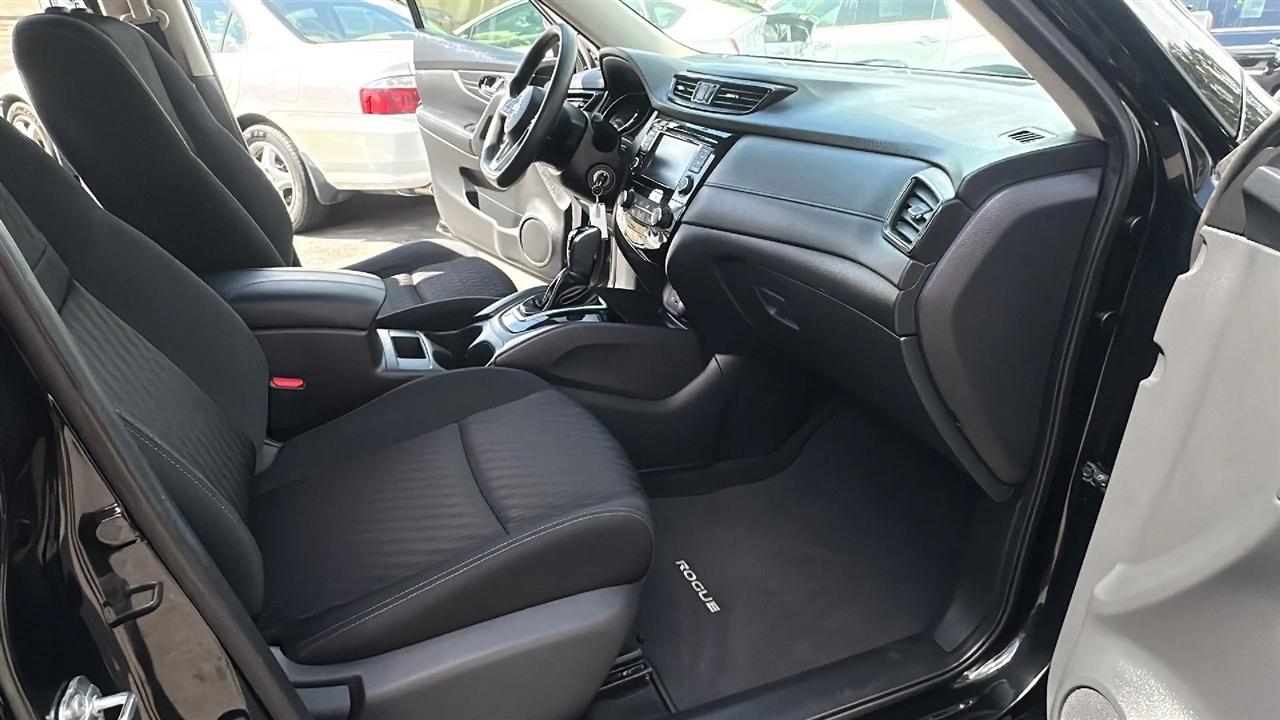 Nissan Rogue  2018