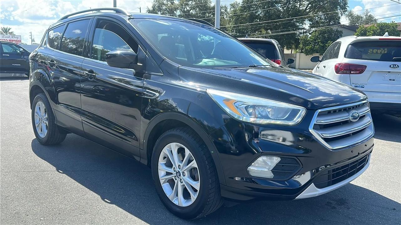 Ford Escape  2017