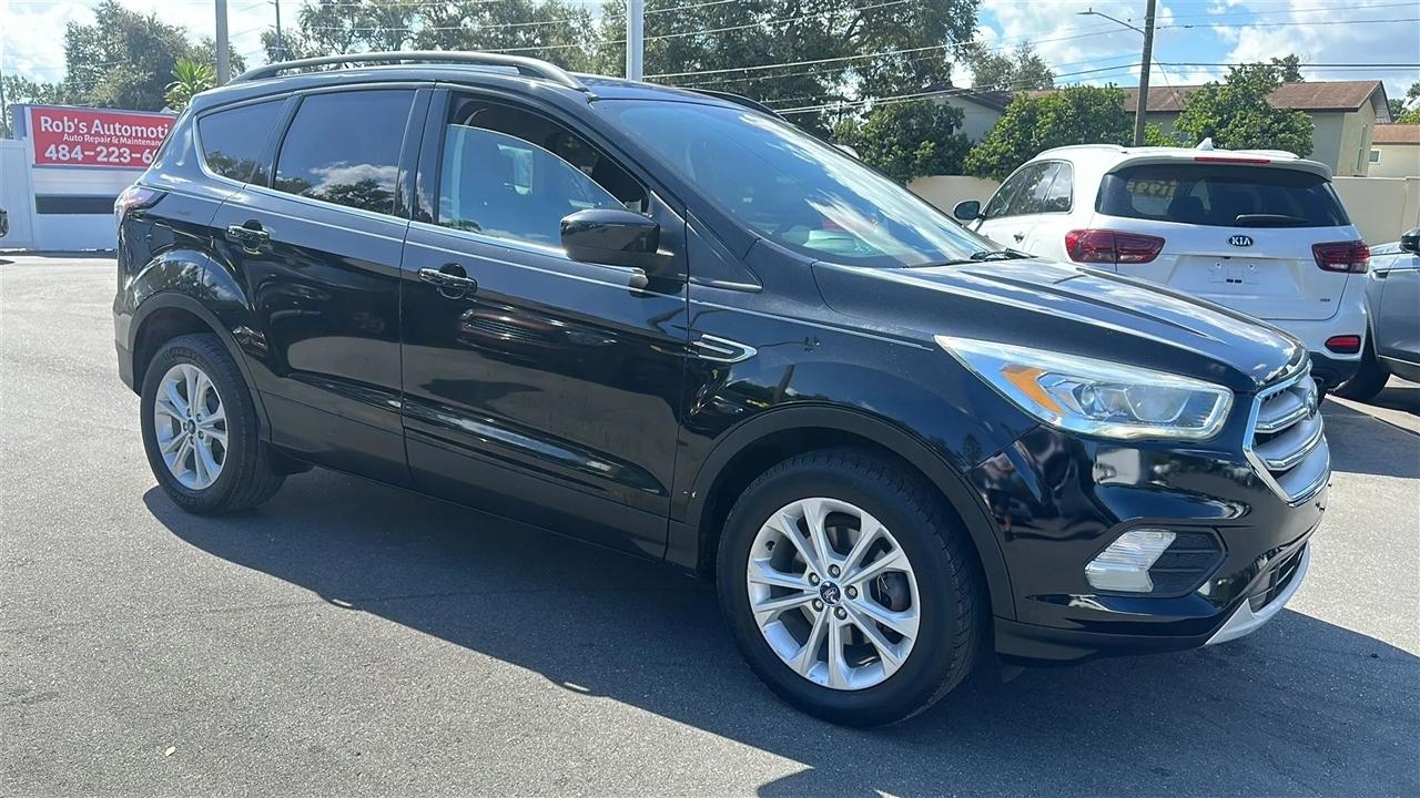Ford Escape  2017