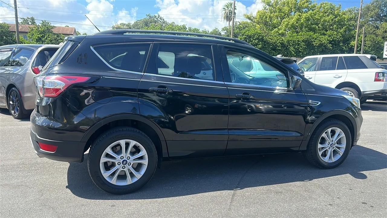 Ford Escape  2017