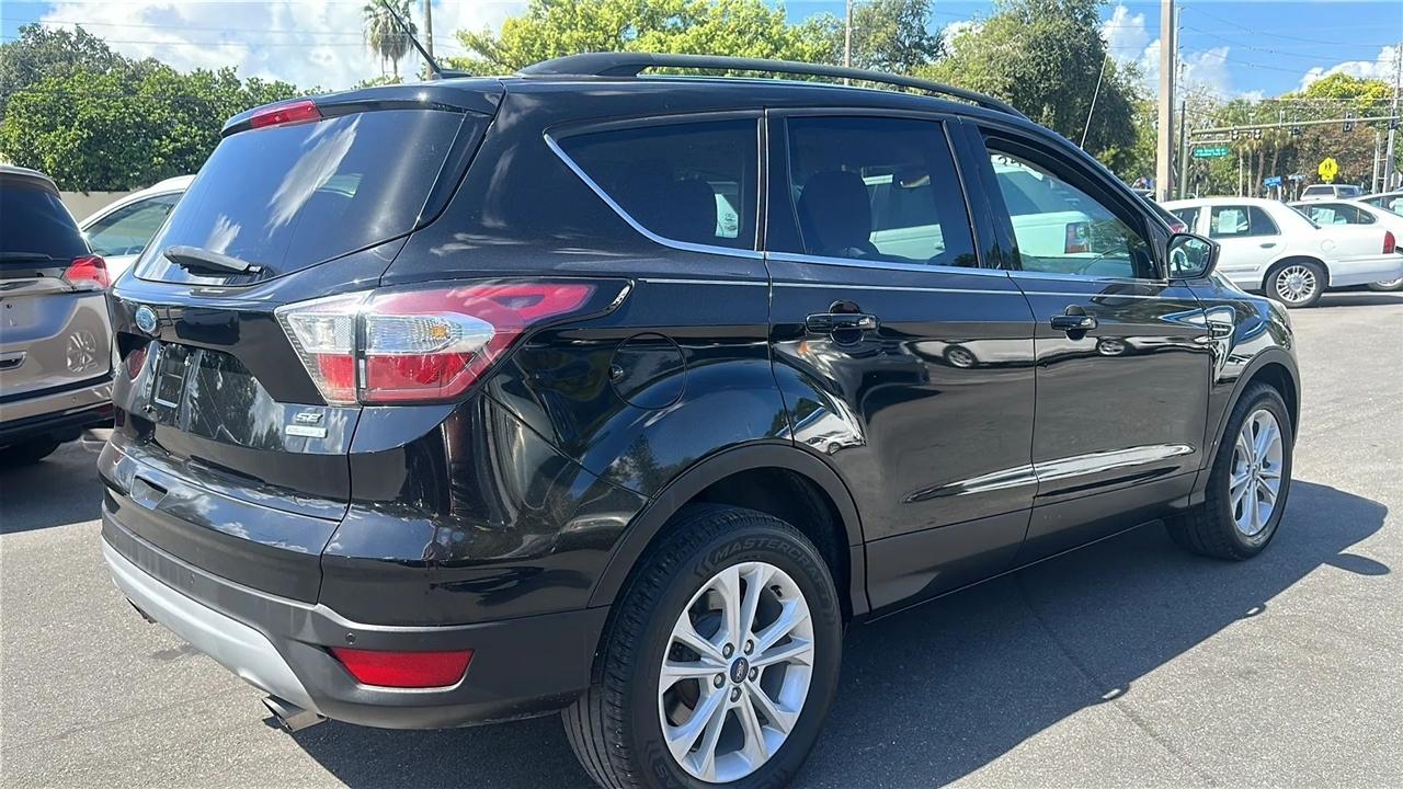 Ford Escape  2017