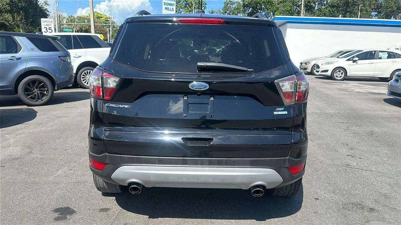 Ford Escape  2017