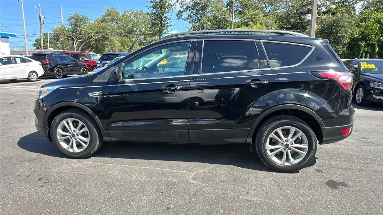 Ford Escape  2017