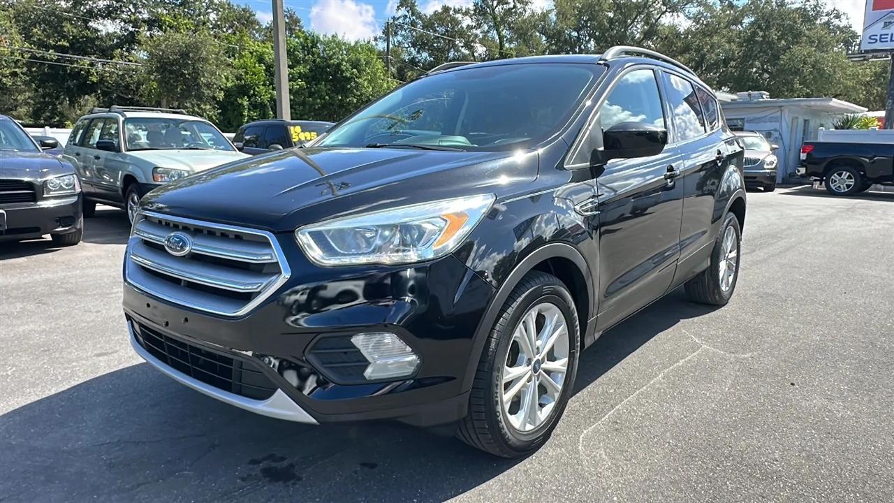 Ford Escape  2017
