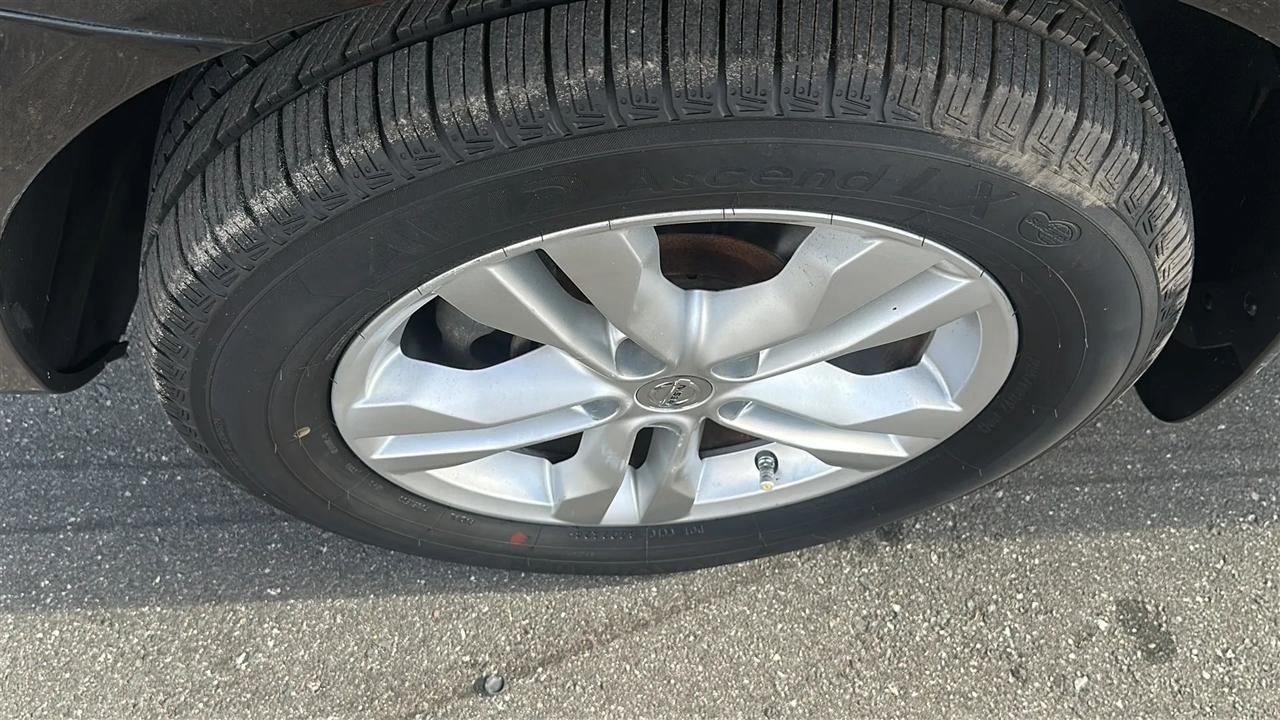 Nissan Rogue  2012