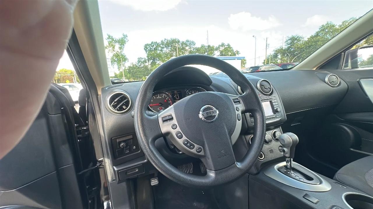 Nissan Rogue  2012