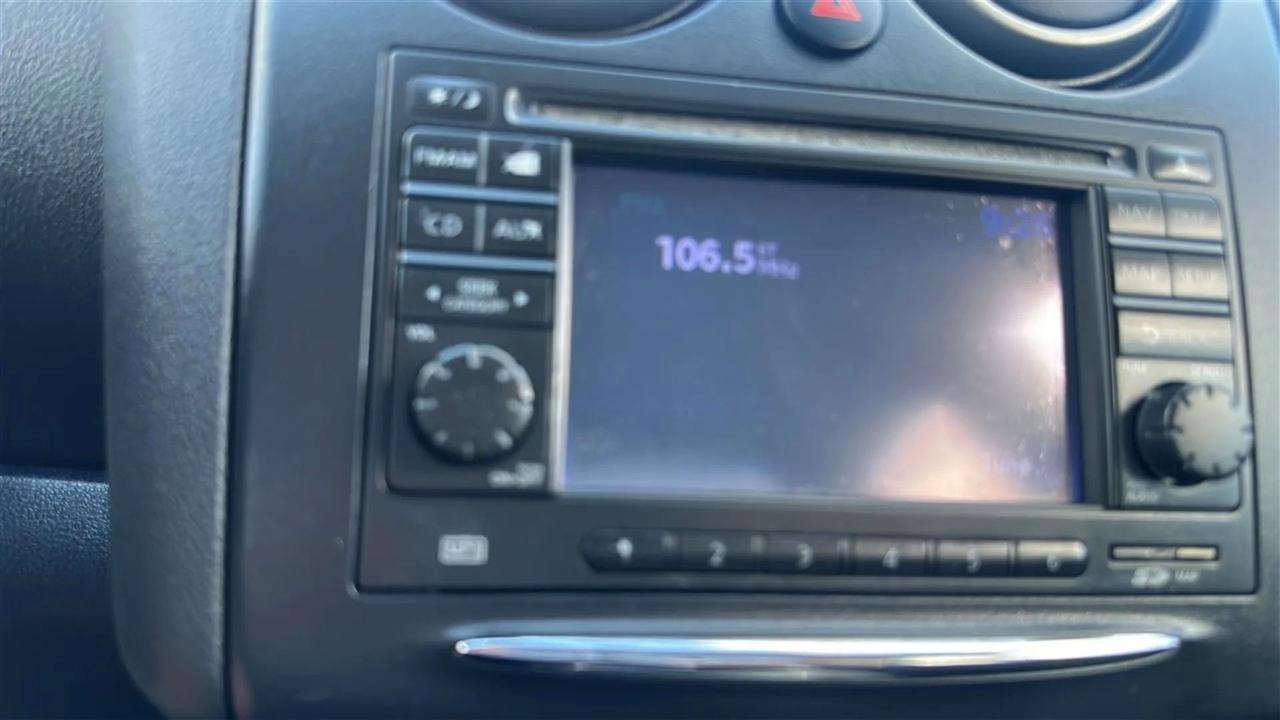Nissan Rogue  2012