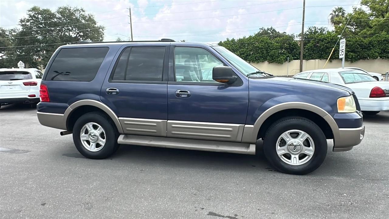 Ford Expedition  2004
