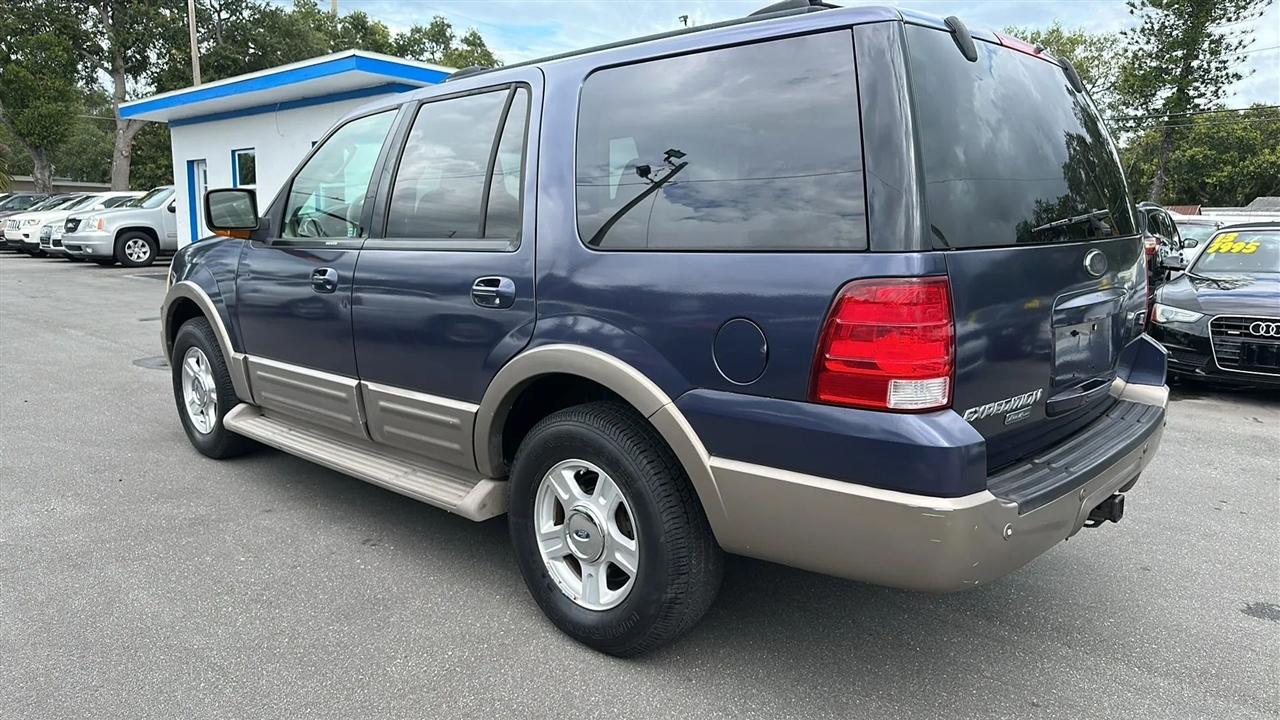 Ford Expedition  2004