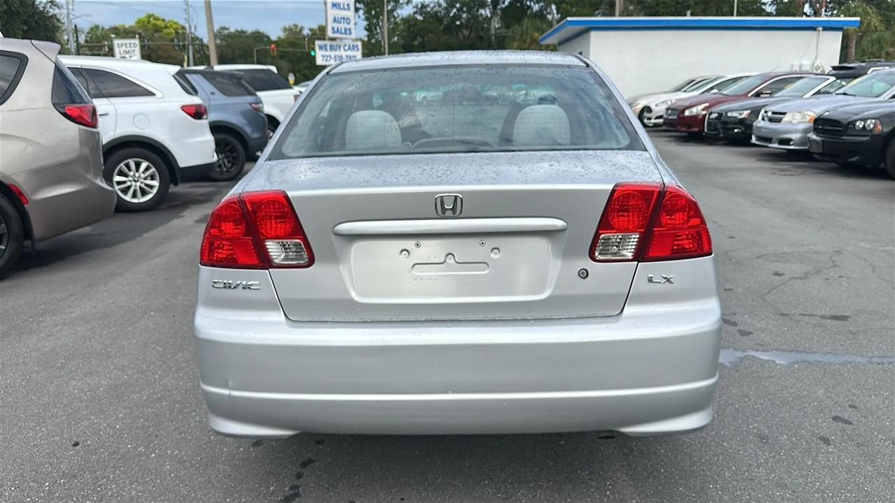 Honda Civic Sdn  2005