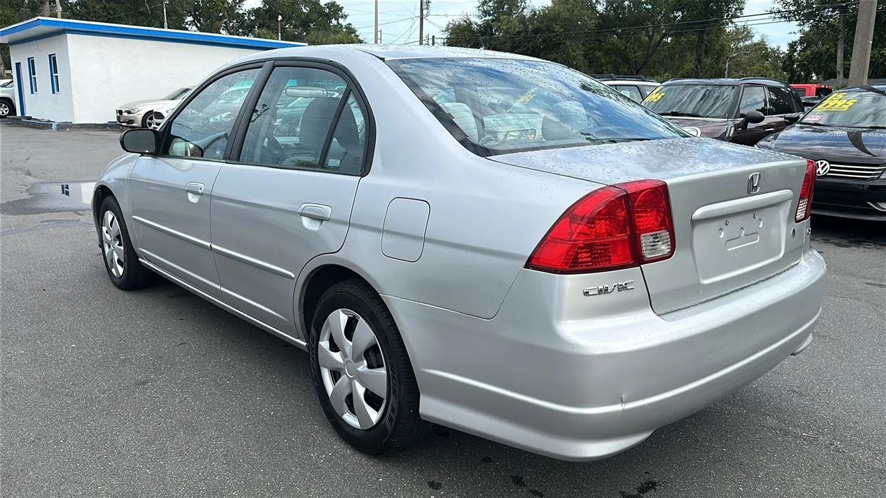 Honda Civic Sdn  2005