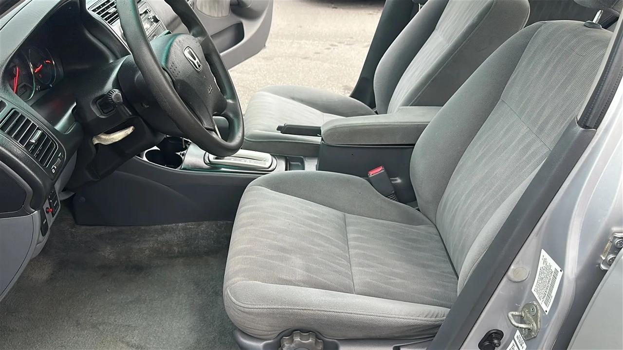 Honda Civic Sdn  2005