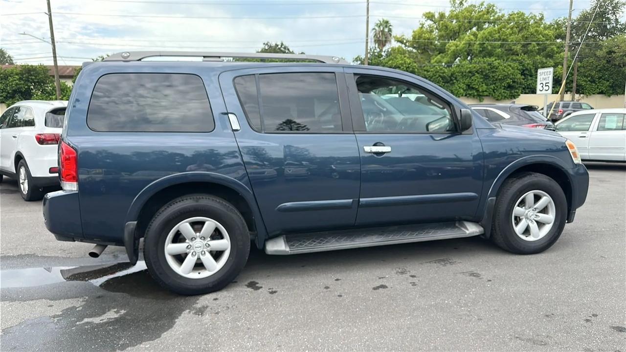 Nissan Armada  2015