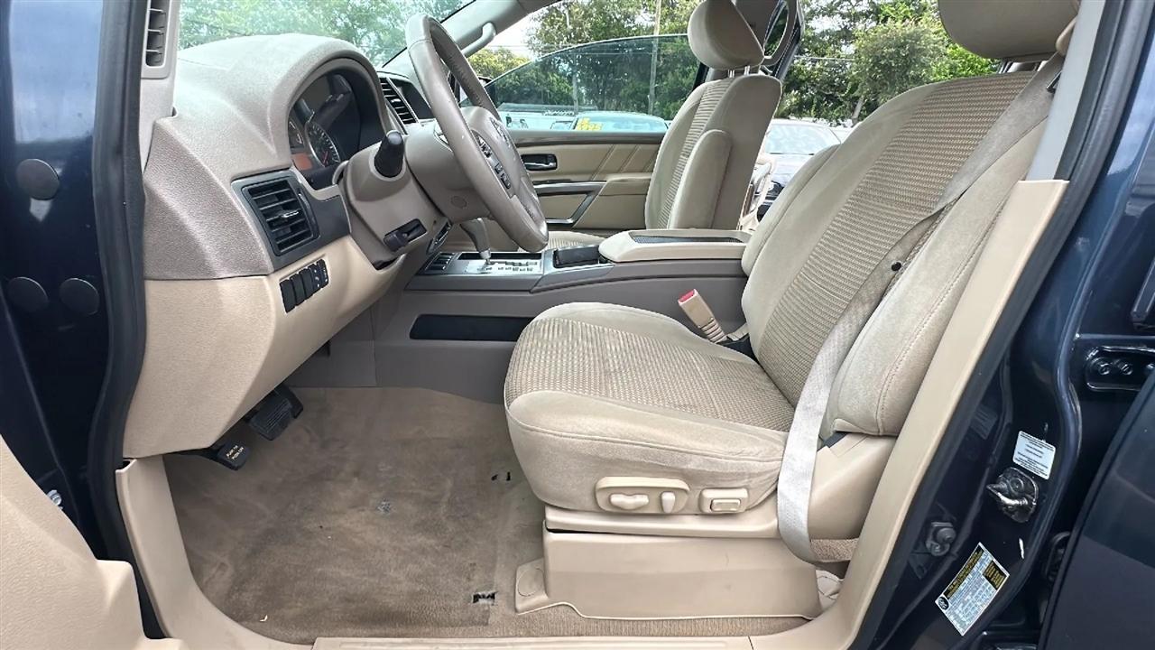 Nissan Armada  2015