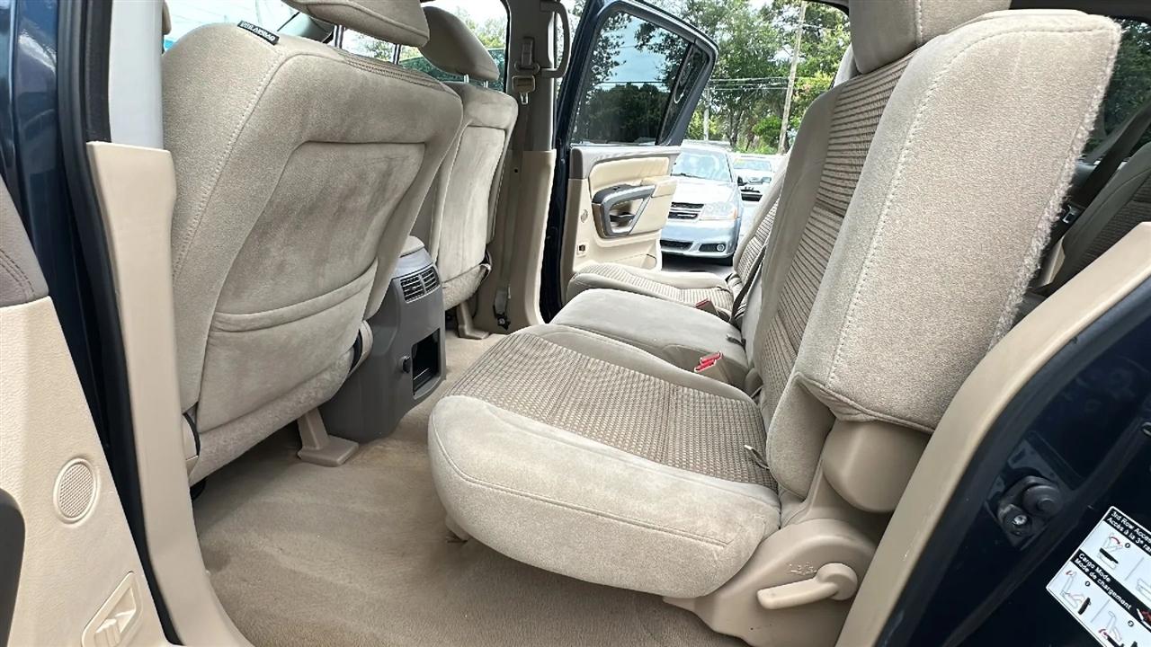 Nissan Armada  2015